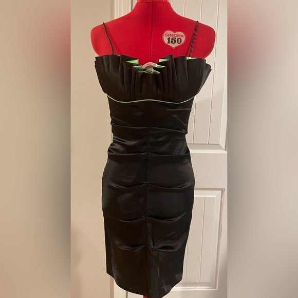 Y2k 90s Black & Lime Green Satin Ruched Sleeveless Mini Dress - Picture 2 of 16
